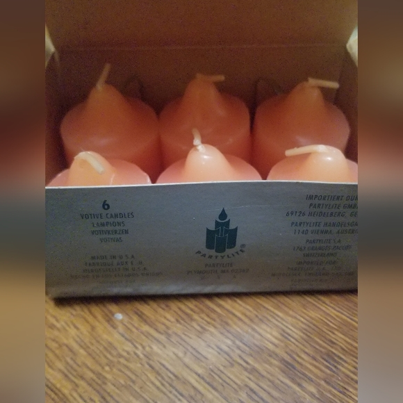PartyLite 12 Votives - Picture 5 of 6